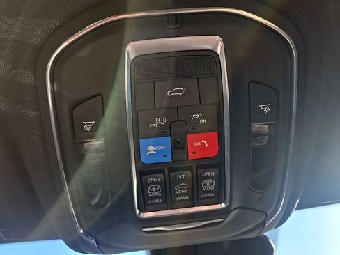 New 2026 Jeep Grand Cherokee Limited AWD/4WD image 74