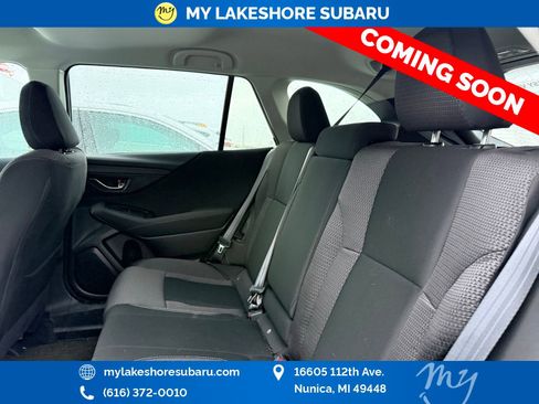 Used 2025 Subaru Outback Premium image 12