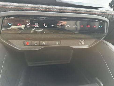 New 2026 Jeep Cherokee Limited AWD/4WD image 17