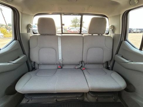 Used 2017 Nissan Frontier SV w/ SV Value Truck Package AWD/4WD image 32