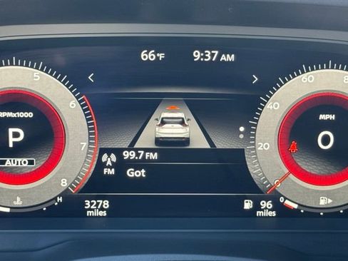 Used 2025 Nissan Rogue Platinum w/ Platinum Premium Package image 30