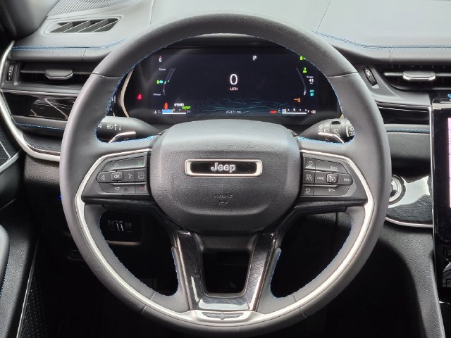 Certified 2022 Jeep Grand Cherokee Trailhawk AWD/4WD image 29