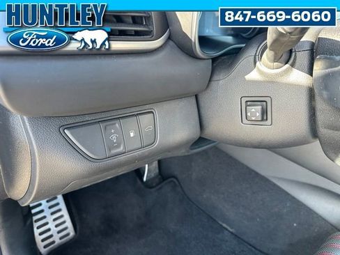 Used 2023 Genesis G70 2.0T w/ Sport Prestige Package image 18