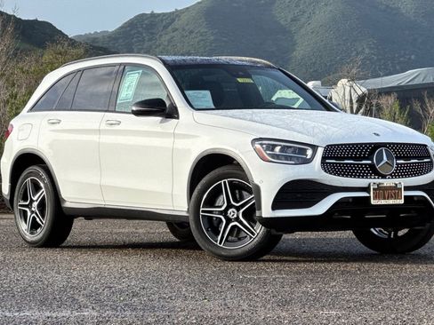 Used 2022 Mercedes-Benz GLC 300 4MATIC image 2