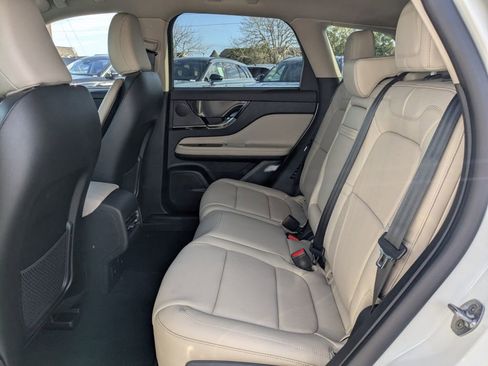 New 2026 Lincoln Corsair Grand Touring AWD/4WD image 16