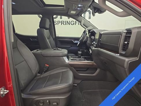 Used 2024 GMC Sierra 1500 SLT w/ SLT Premium Package AWD/4WD image 10