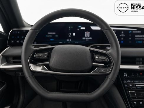 Used 2024 Lucid Air Touring AWD/4WD image 5