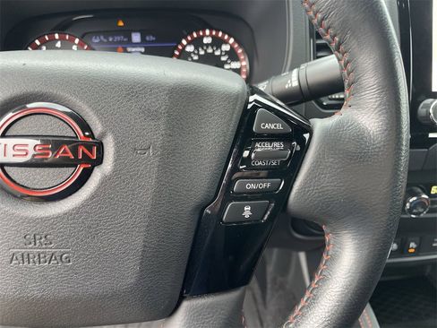 Used 2022 Nissan Frontier Pro-X image 17