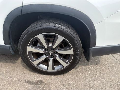 Used 2023 Honda Pilot Elite image 15