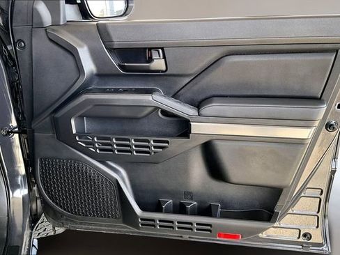 Used 2025 Toyota Tacoma SR5 image 25