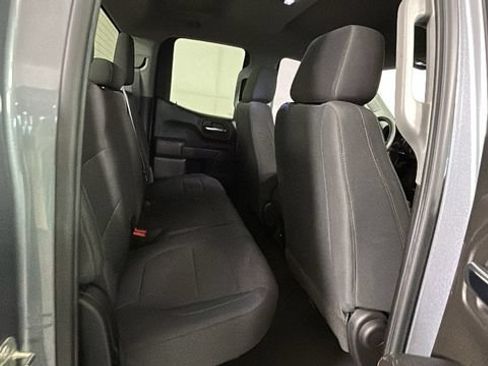 Used 2019 Chevrolet Silverado 1500 Custom w/ Custom Value Package AWD/4WD image 29