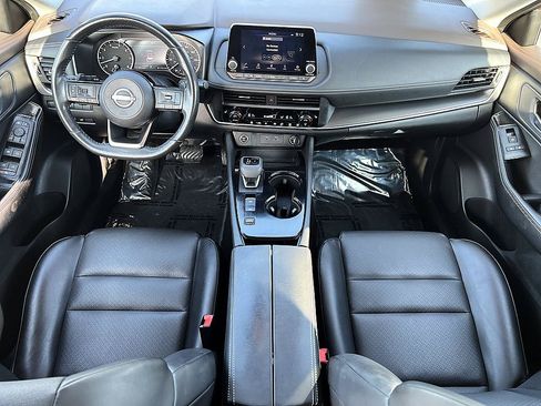 Certified 2023 Nissan Rogue SV w/ SV Premium B Package FWD image 18