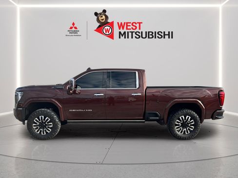 Used 2024 GMC Sierra 2500 Denali Ultimate image 6