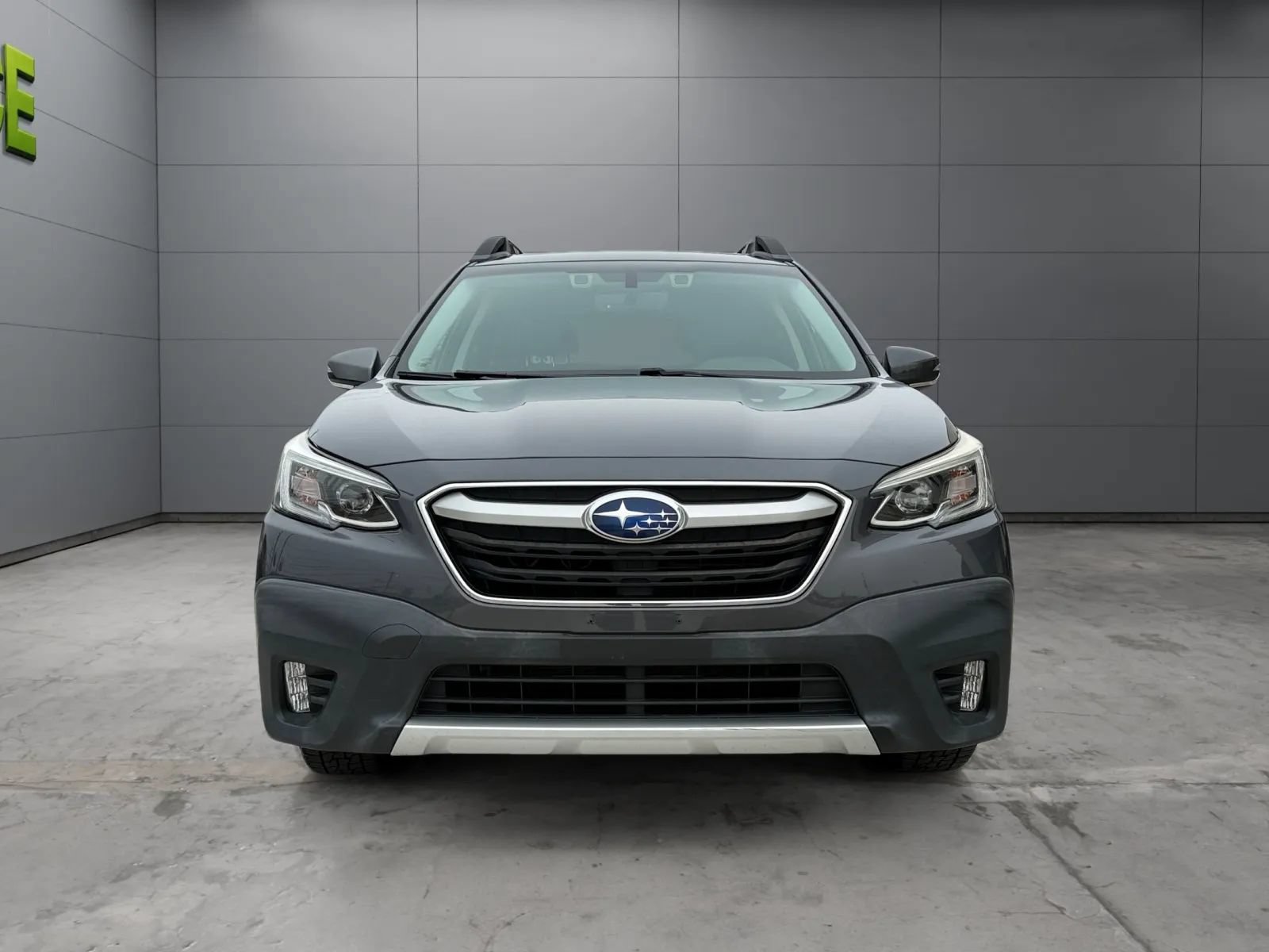 Used 2020 Subaru Outback Limited AWD/4WD image 2