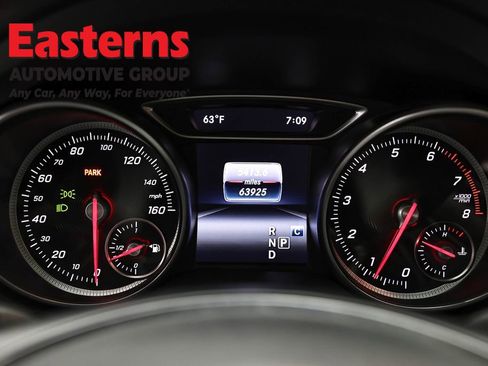 Used 2019 Mercedes-Benz GLA 250 4MATIC w/ Premium Package image 17