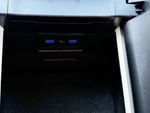 Used 2025 Mercedes-Benz C 300 C 300 image 33