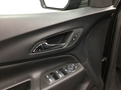 Used 2024 Chevrolet Equinox LT image 7