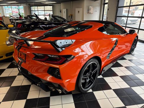 Used 2020 Chevrolet Corvette Stingray Premium Cpe w/ 3LT Preferred Equipment Group image 4