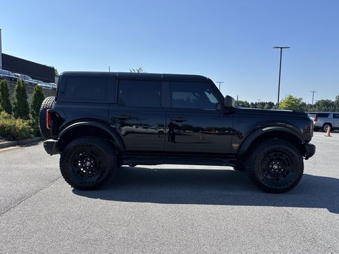 Used 2026 Ford Bronco Badlands AWD/4WD image 11