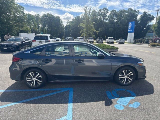 Used 2024 Honda Civic LX image 9
