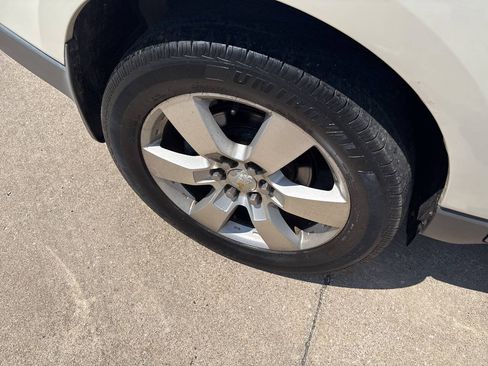 Used 2012 Chevrolet Traverse LT w/ All-Star Edition AWD/4WD image 10