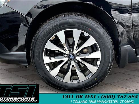 Used 2017 Subaru Outback 2.5i Limited image 9