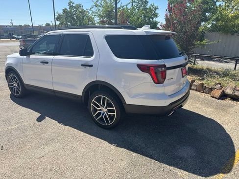 Used 2017 Ford Explorer Sport w/ Equipment Group 401A AWD/4WD image 26