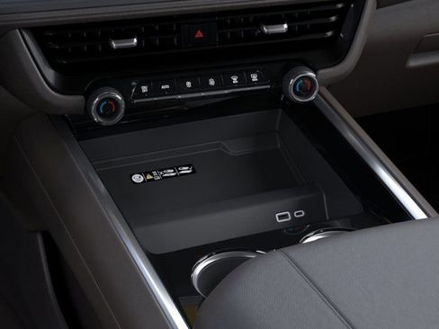 New 2026 Chevrolet Suburban Z71 w/ Z71 Off-Road Package image 23