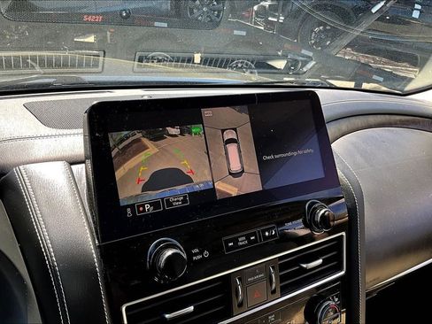 Used 2023 INFINITI QX80 Premium Select w/ All-Season Package image 14