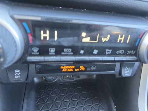 Used 2021 Toyota RAV4 XLE image 26