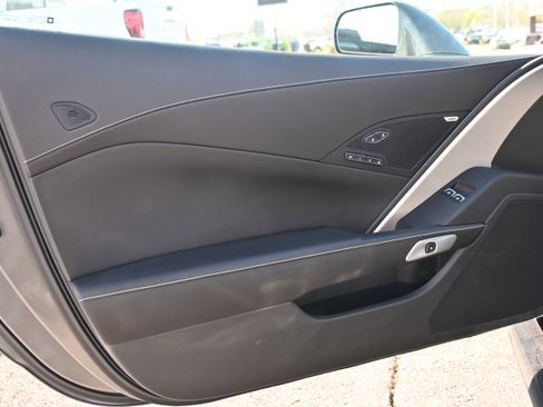 Used 2015 Chevrolet Corvette Z51 2LT w/ 2LT Preferred Equipment Group image 25