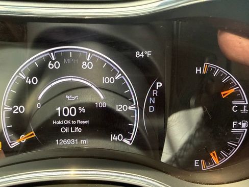 Used 2021 Jeep Grand Cherokee Laredo AWD/4WD image 15