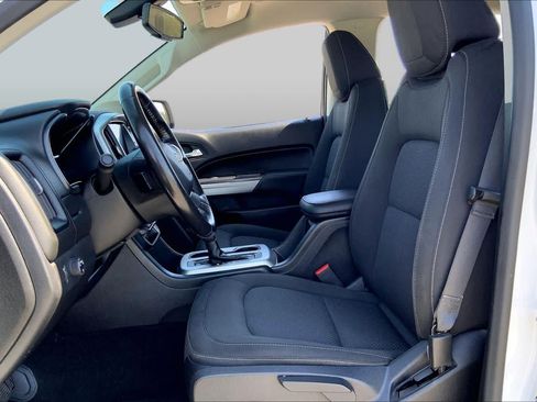 Used 2019 Chevrolet Colorado LT RWD image 8
