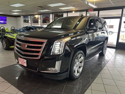 Used 2017 Cadillac Escalade Luxury