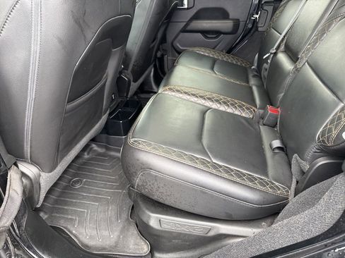 Used 2021 Jeep Wrangler Unlimited Sahara image 22