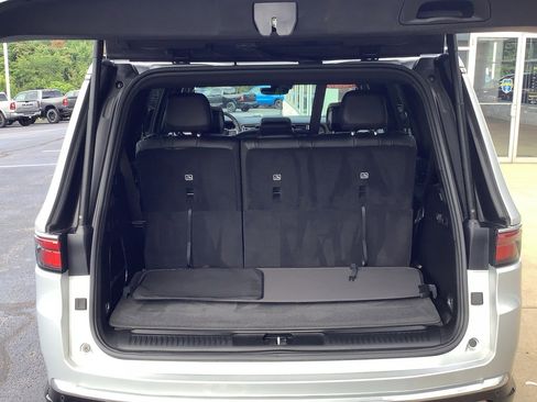 Used 2022 Jeep Wagoneer Series I w/ Premium Group I image 6