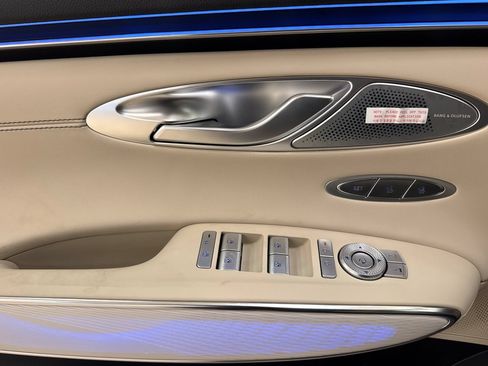 New 2026 Genesis GV70 2.5T Advanced AWD/4WD image 11