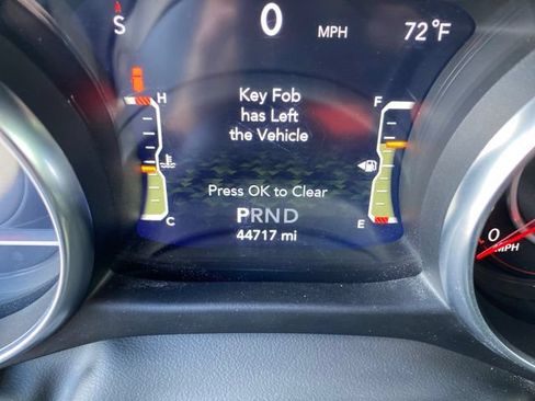 Used 2022 Jeep Wrangler Unlimited Rubicon w/ Dual Top Group AWD/4WD image 20