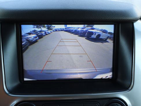Used 2018 Chevrolet Tahoe LT w/ Luxury Package AWD/4WD image 28