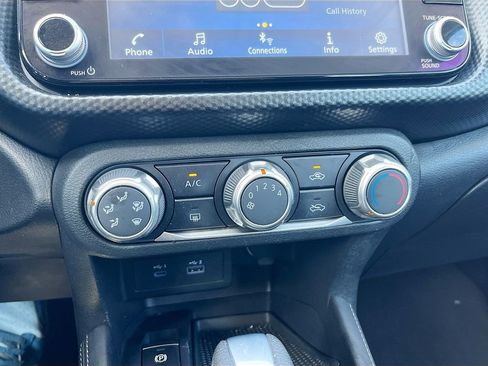 Used 2023 Nissan Kicks SV w/ Interior Electronics Package FWD image 14