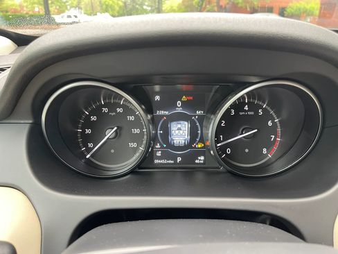 Used 2018 Land Rover Discovery Sport HSE AWD/4WD image 17