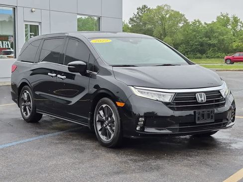 Used 2022 Honda Odyssey Elite image 2