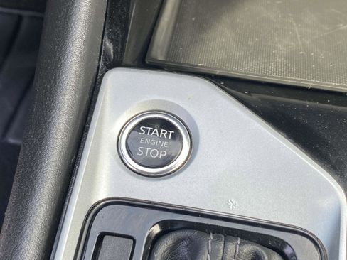 Used 2024 Nissan Altima 2.5 SV image 17