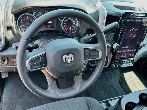 Used 2026 RAM 2500 Big Horn AWD/4WD image 18
