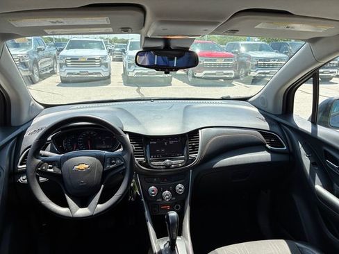 Certified 2021 Chevrolet Trax LT AWD/4WD image 13