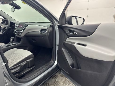 Used 2024 Chevrolet Equinox LS w/ LS Convenience Package AWD/4WD image 27