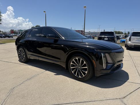 Used 2024 Cadillac Lyriq Sport AWD/4WD image 1