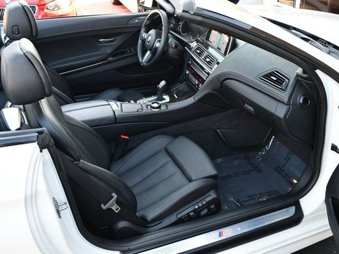 Used 2017 BMW 640i xDrive Convertible image 60