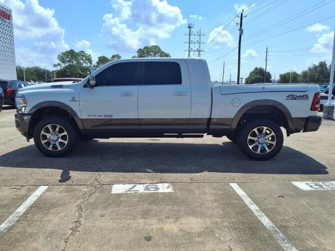 Used 2022 RAM 2500 Limited AWD/4WD image 25