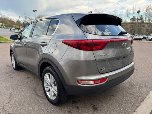 Used 2018 Kia Sportage LX AWD/4WD image 5
